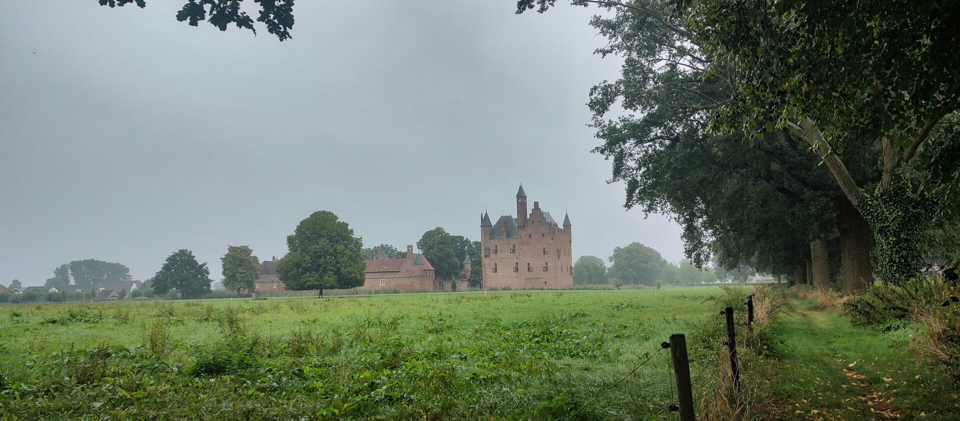 Huissen- Doornenburg · Wegen met Zegen etappe 8