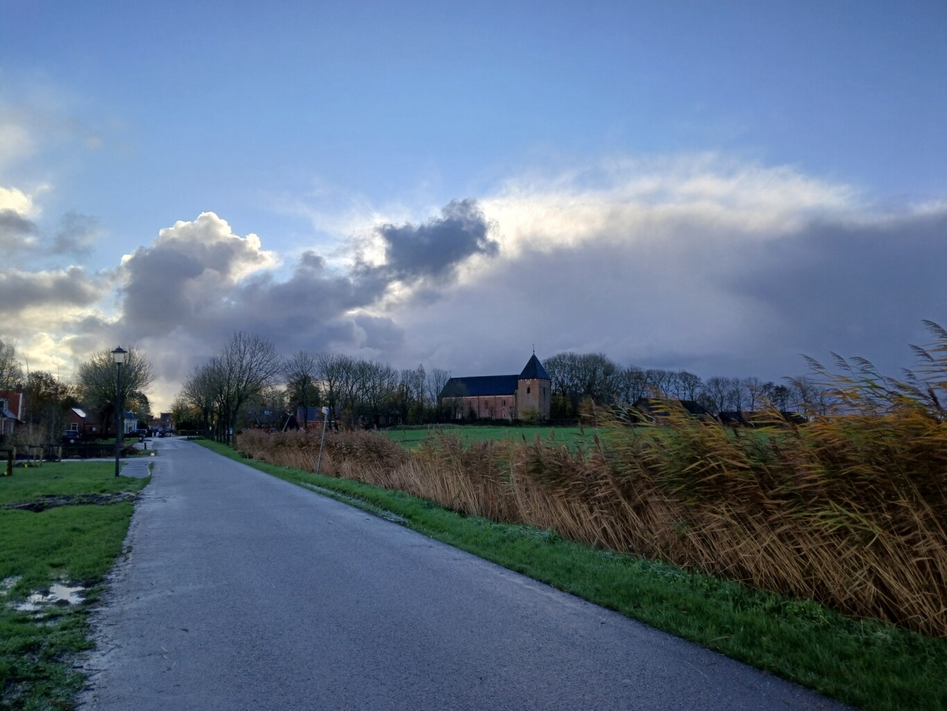 Middelstum - Zeerijp · Groninger Borgenpad etappe 11