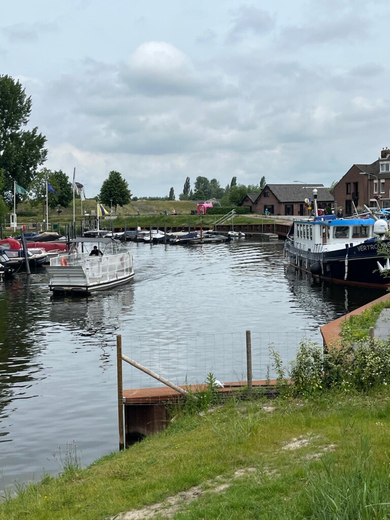 Zevenbergen - Terheijden · Zuiderwaterliniepad etappe 5