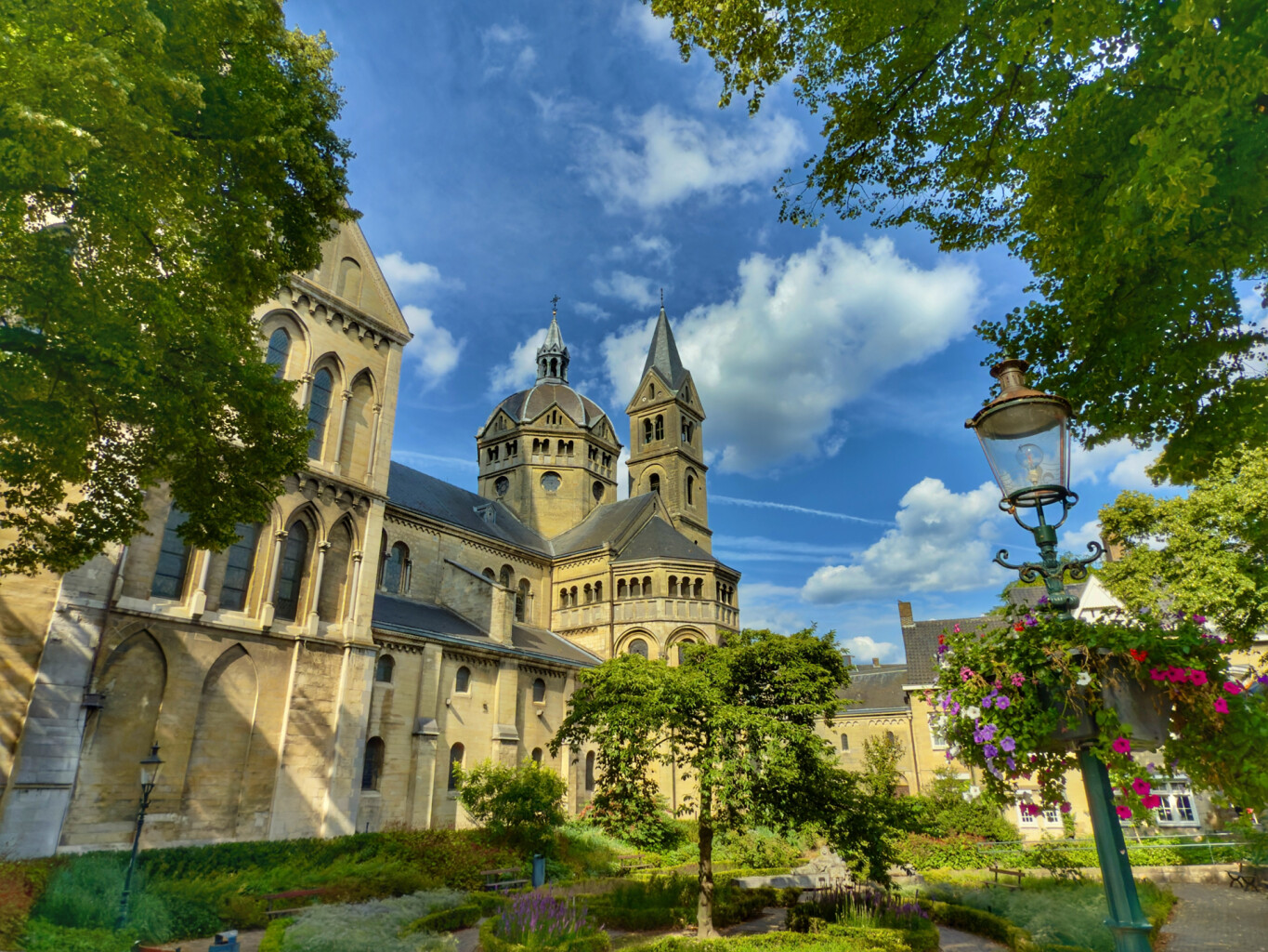Roermond station - Beesel · Maas-Niederrheinpad etappe 18