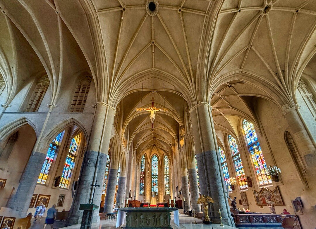 Aan de Berg. - Roermond station · Maas-Niederrheinpad etappe 17