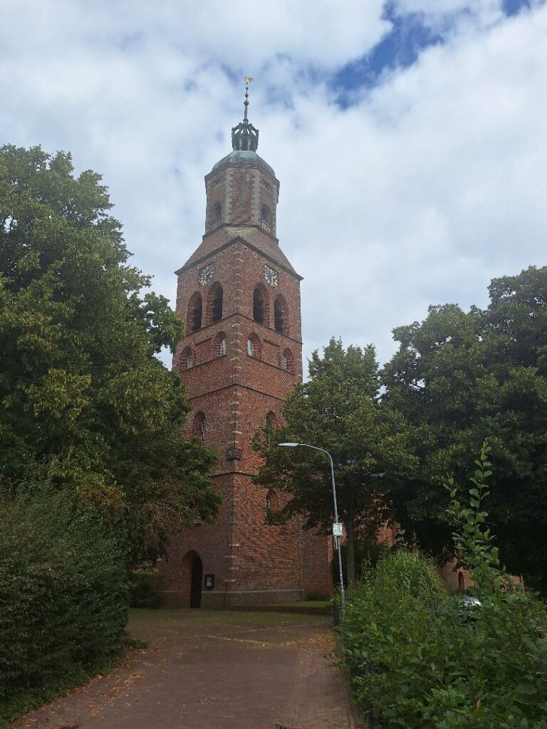 Eindeloze ruimte voor en achter de Waddenzeedijk